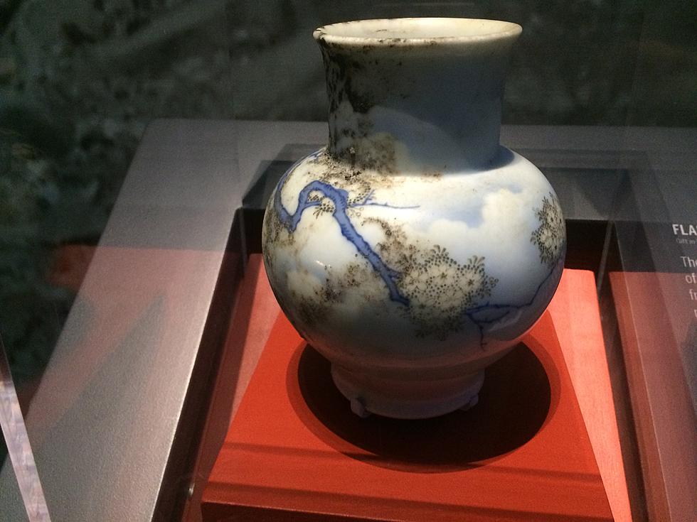 Nagasaki Vase Displayed