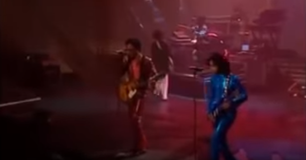 Lenny Kravitz Jams With Prince
