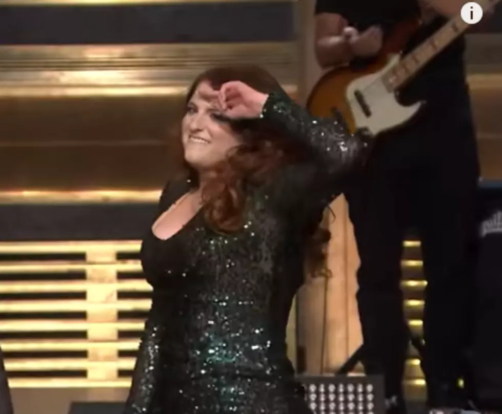 Meghan Trainor Takes A Dive On Tonight Show [VIDEO]