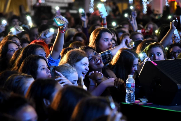 You May Soon Be Unable To Shoot Video At Concerts With Your Phone
