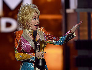 Dolly Parton Weighs In On Orlando Killings At Press Conference [VIDEO]