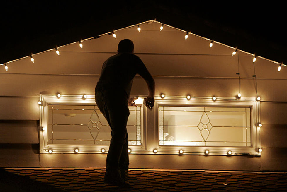 Easy Ways To Save Your Christmas Lights [VIDEO]