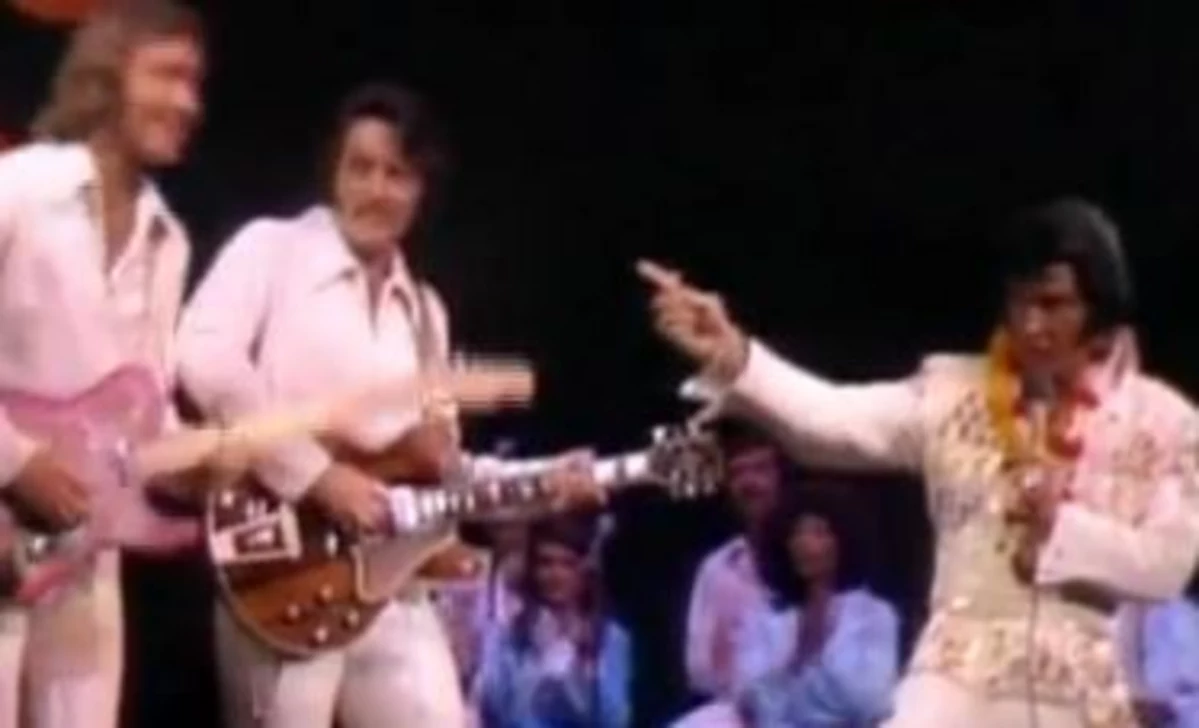 Elvis Presley's Guitar Player From '69 To His Last Show With A Christmas  Message To CJ