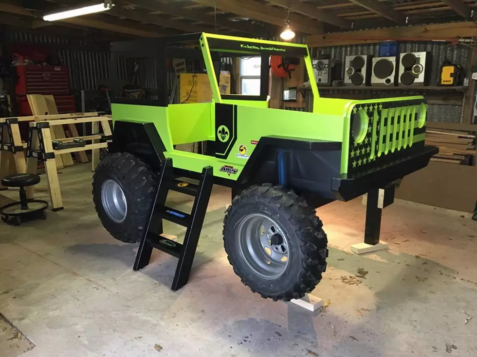Kid's Jeep Bed Auction