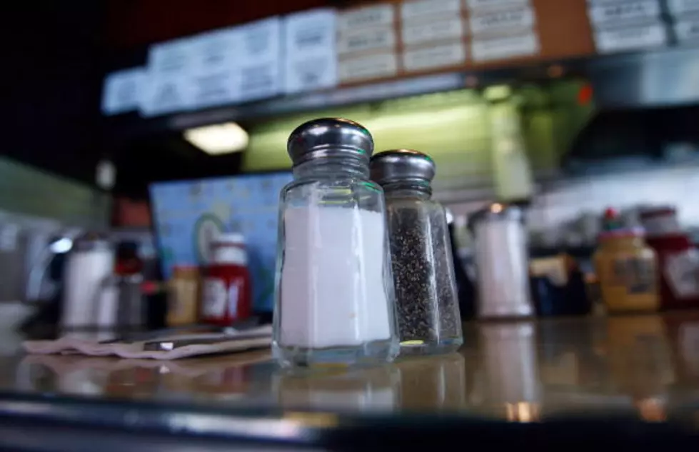 Too Much Salt And You&#8217;re Puffy, Here&#8217;s How To Undo The Effects Of Salt [VIDEO]