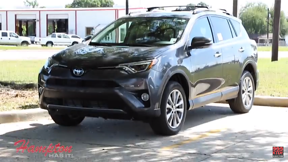 Virtual Test Drive 2017 Toyota Rav 4 Limited [Sponsored Video]