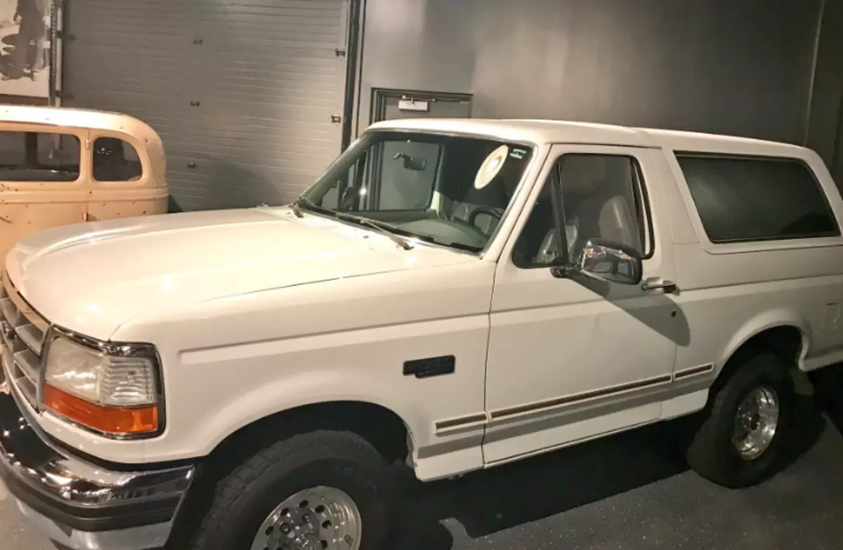 O J Simpson White Bronco | Images and Photos finder