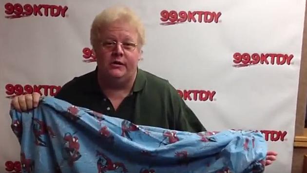 Steve Wiley demonstrates How To Fold A Fitted Sheet [Video]