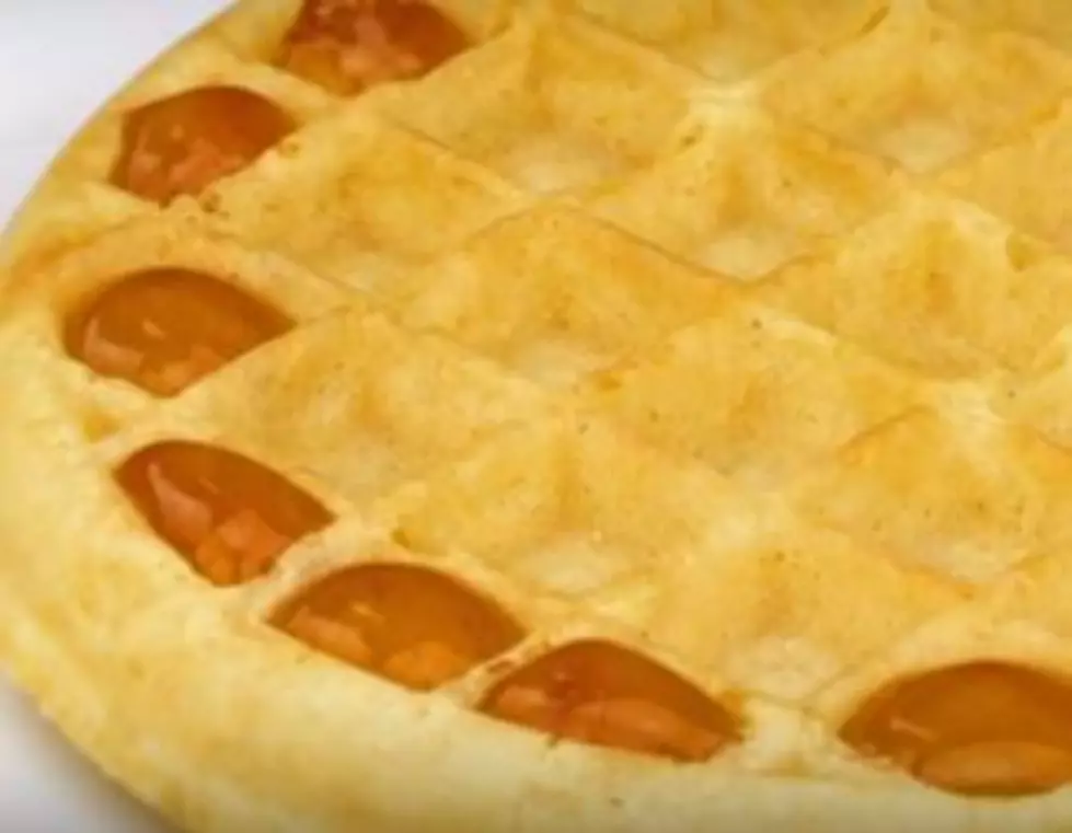 Mesmerizing Video of Syrup Being Poured onto a Waffle