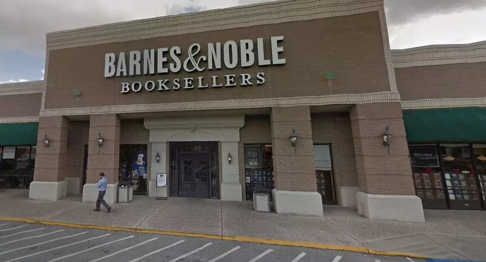 Barnes & Noble Lafayette Closed Due To Fire