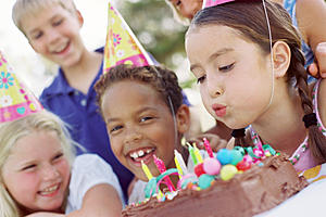 Fiver Parties Are The Latest Kids Birthday Trend