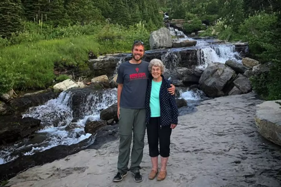 Man Takes 89 Year Old Grandmother To All 61 National Parks