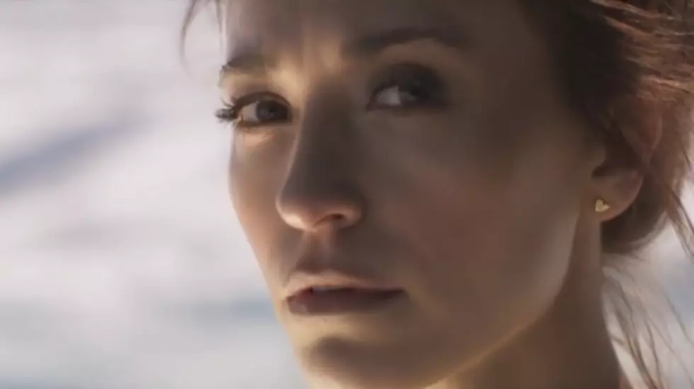 Lauren Daigle Breaks Record And Climbs To The Top