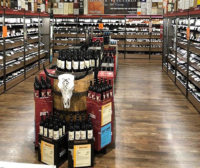 Thieves Pepper Spray Total Wine Employees to Steal Liquor