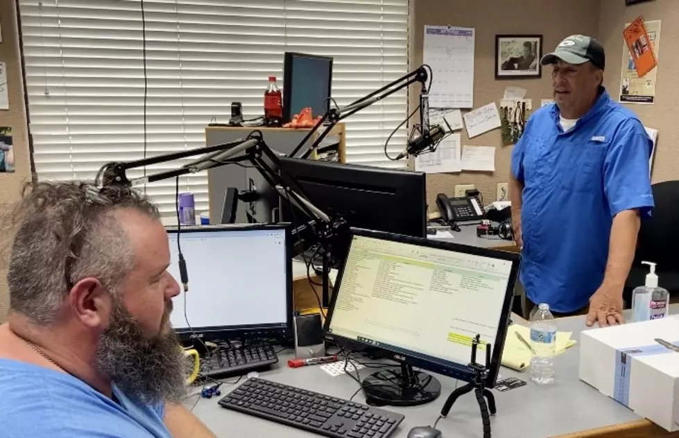 Townsquare Media Lafayette Delivers Food to Tired Lake Charles DJs [VIDEO]