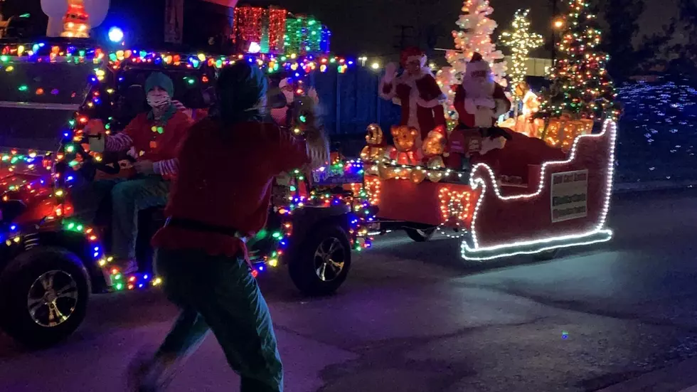 Golf Cart Santa Rolls Again This Year in Broussard