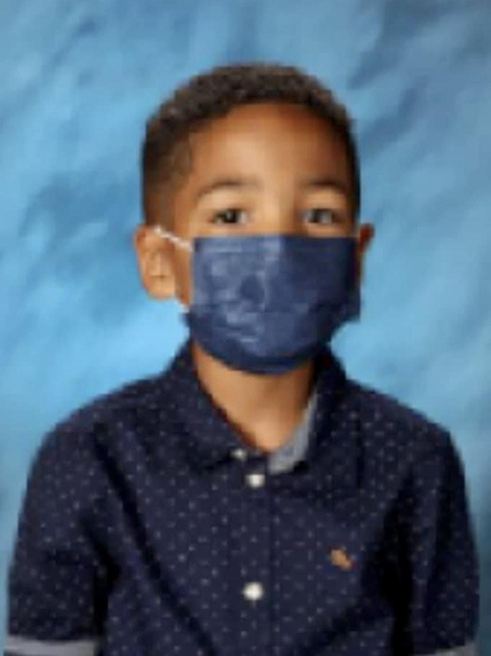 First-Grader Refuses to Take Off Mask for School Picture