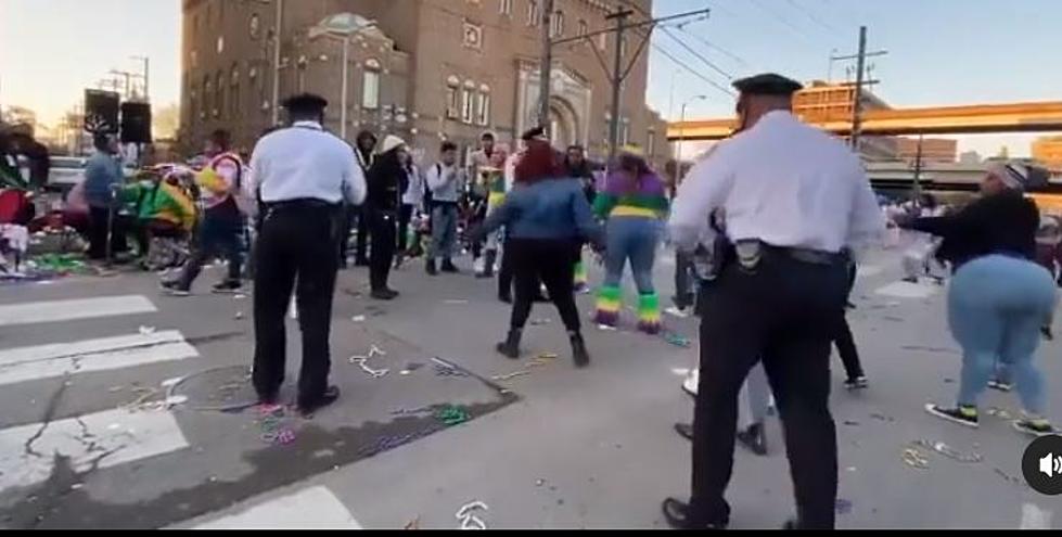 Even NOPD Gets into the Mardi Gras Spirit [VIDEO]