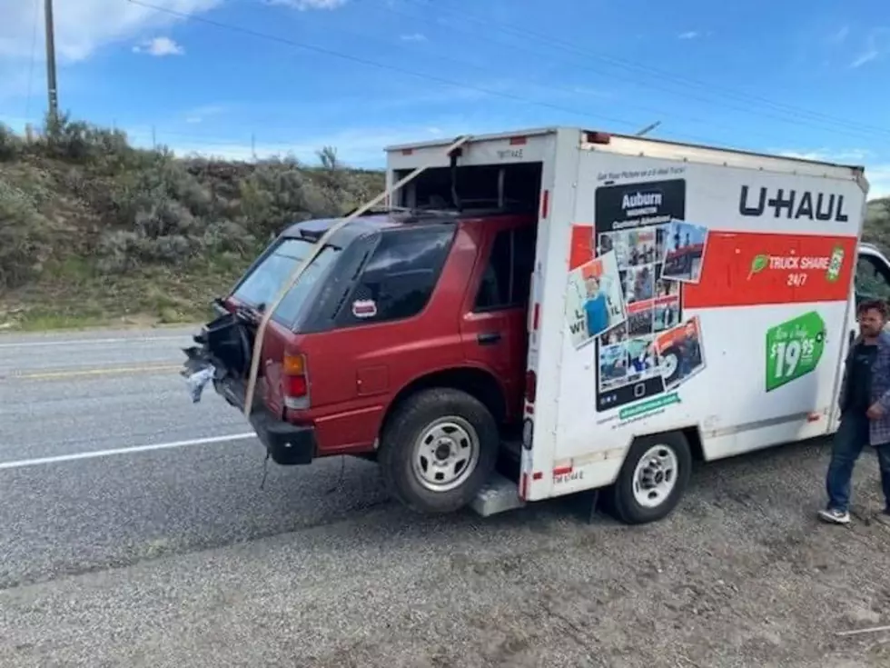 Did This U-Haul Try to Eat an SUV?