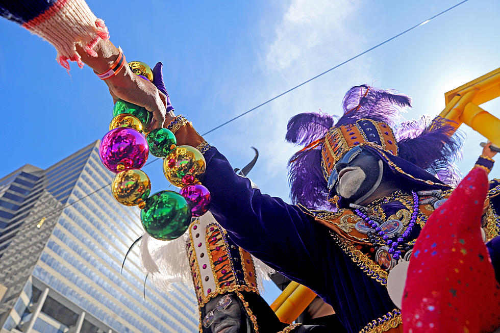Tips on Getting Best Mardi Gras Throws at Louisiana Parades