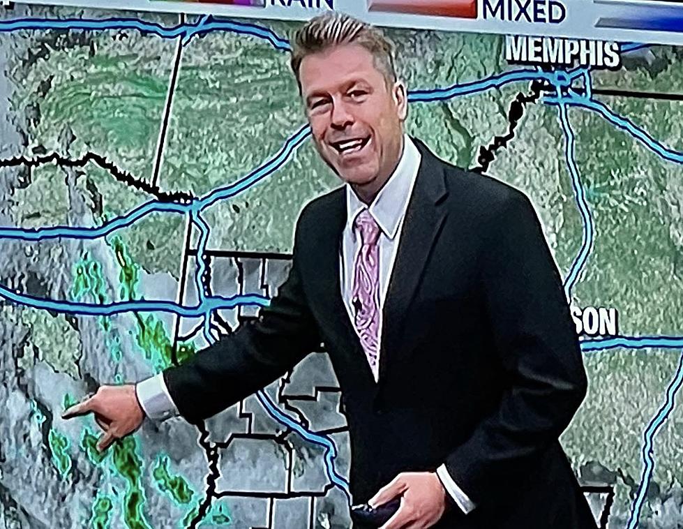 Meteorologist in Lafayette Addresses &#8216;Small Jacket&#8217; He Wore on Television