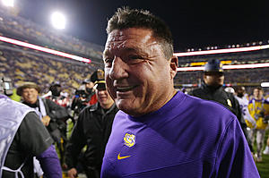 Former LSU Coach Ed Orgeron is Engaged, Check Out The Ring He...