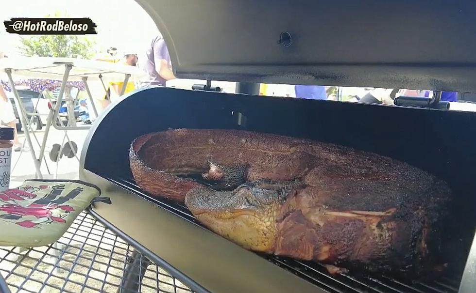 LSU Baseball Dad Serves 25lb Grilled ‘Gator in Omaha