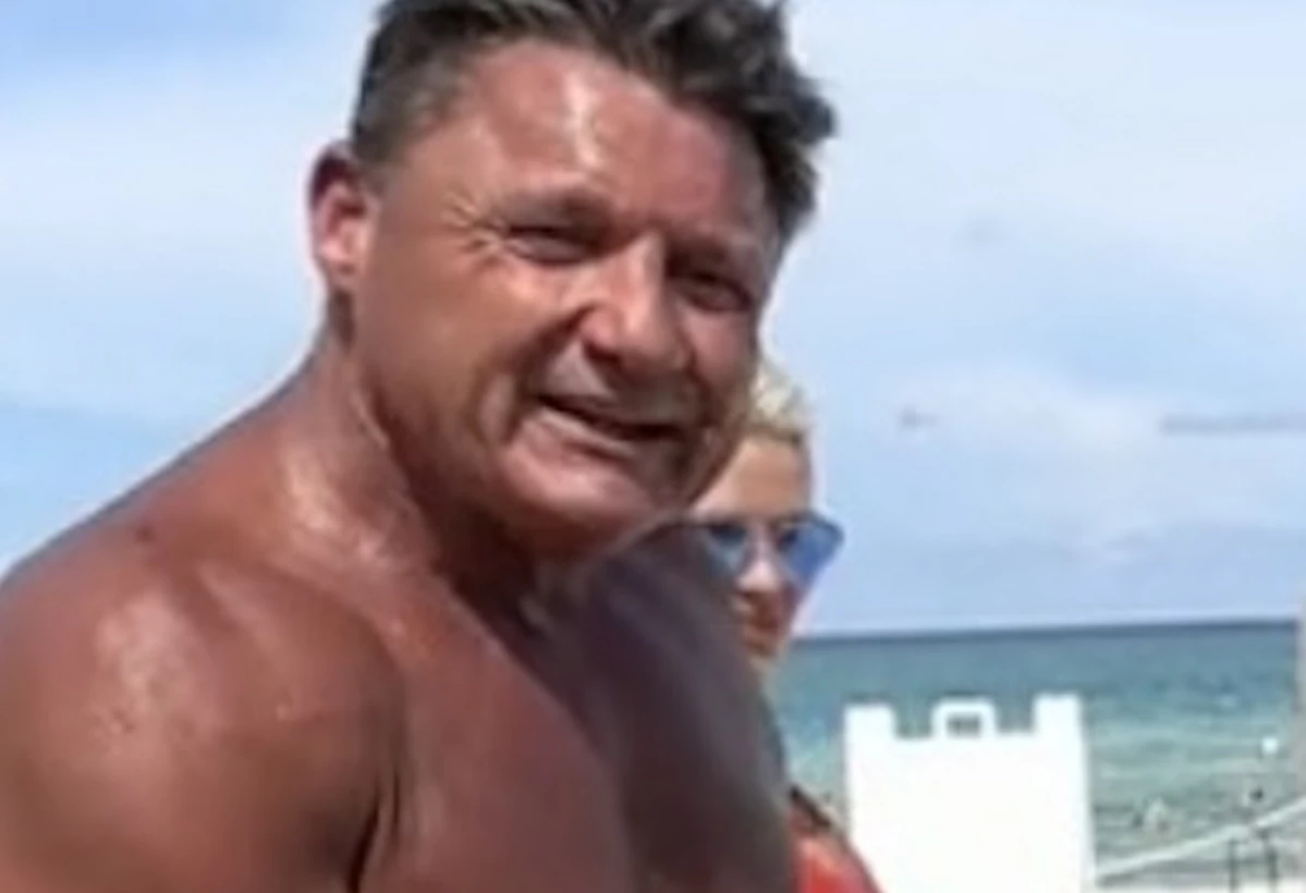Coach Ed Orgeron Goes Viral After Chatting With Ladies in Bikinis