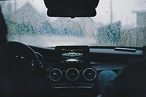What You Can Do to Prevent Windshield From Fogging Up on Winter...
