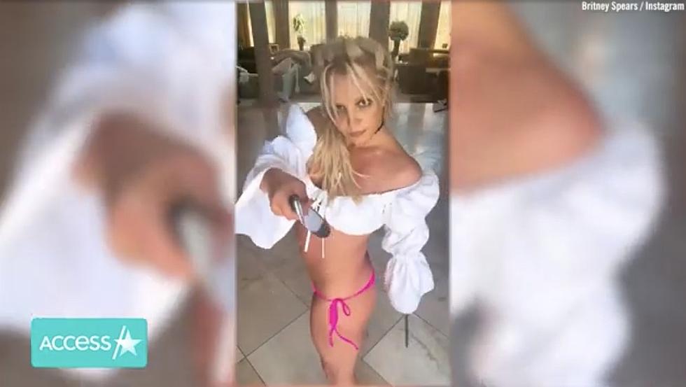 Knives Out, Woman Creates Britney Costume, Video Goes Viral