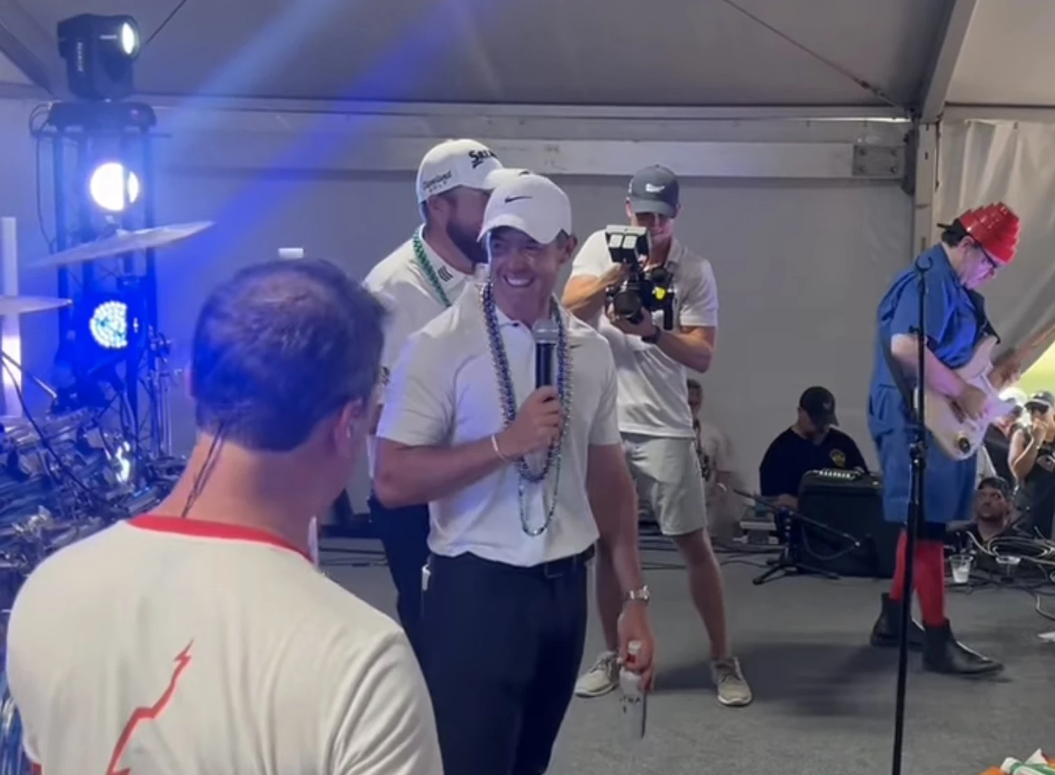 Pro Golfers Sing Along With Louisiana Favorites ‘The Molly
Ringwalds’