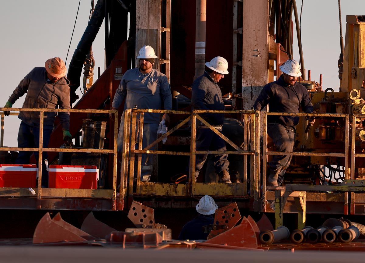 Louisiana Oil Filed Workers Discriminated Against on West Coast