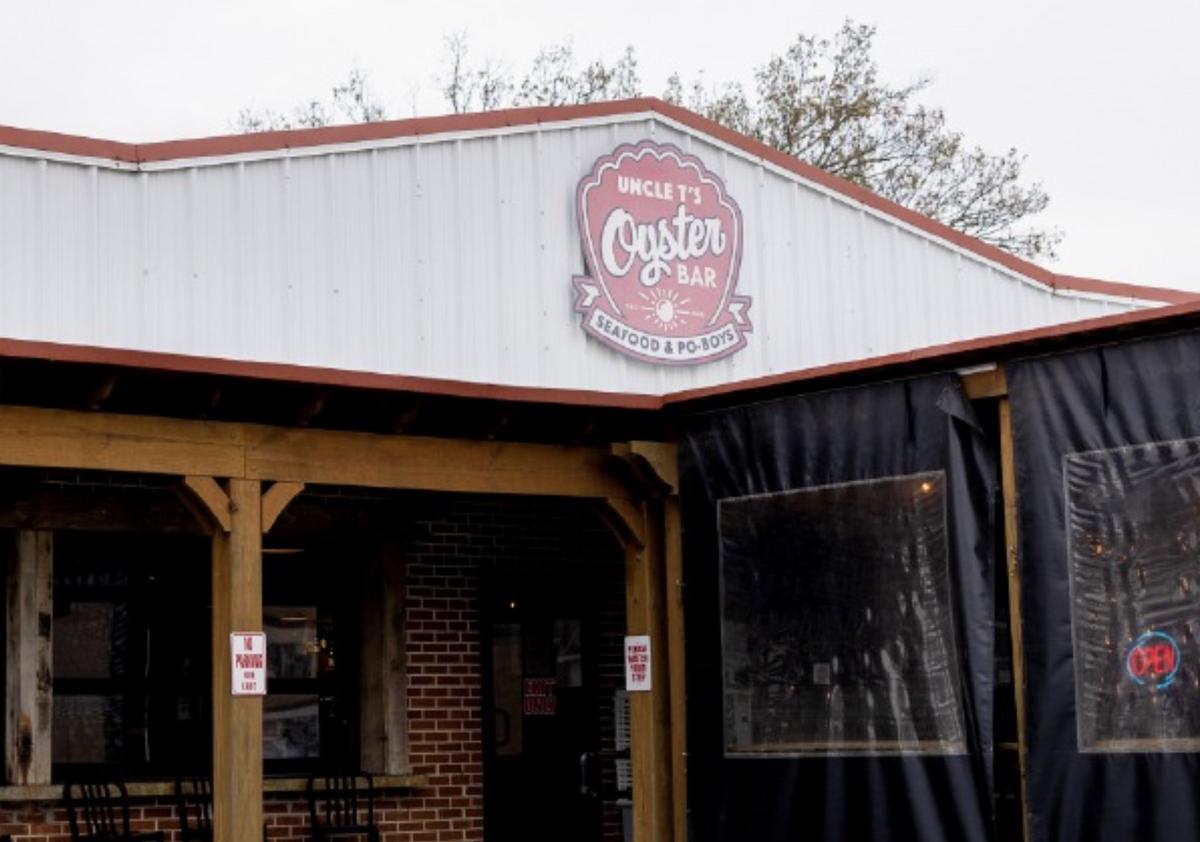 Customer at Louisiana Restaurant Thanks Management for Generosity