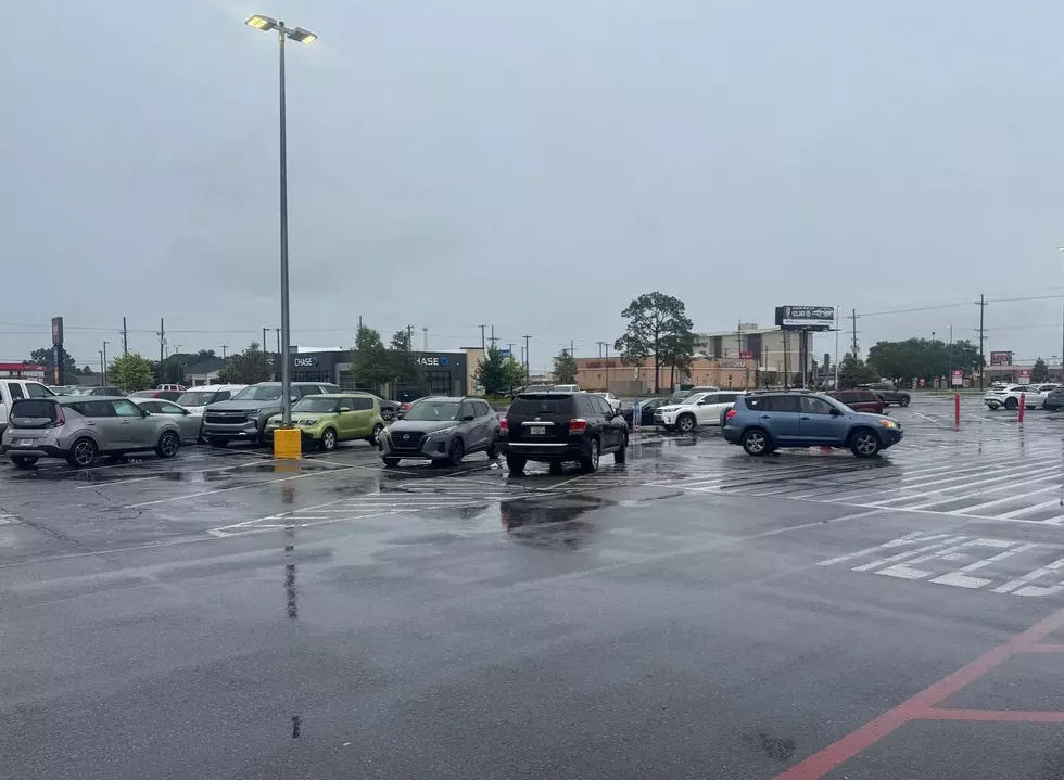 A Salute to The Woman Who Assisted an Elderly Woman in New Iberia Parking Lot