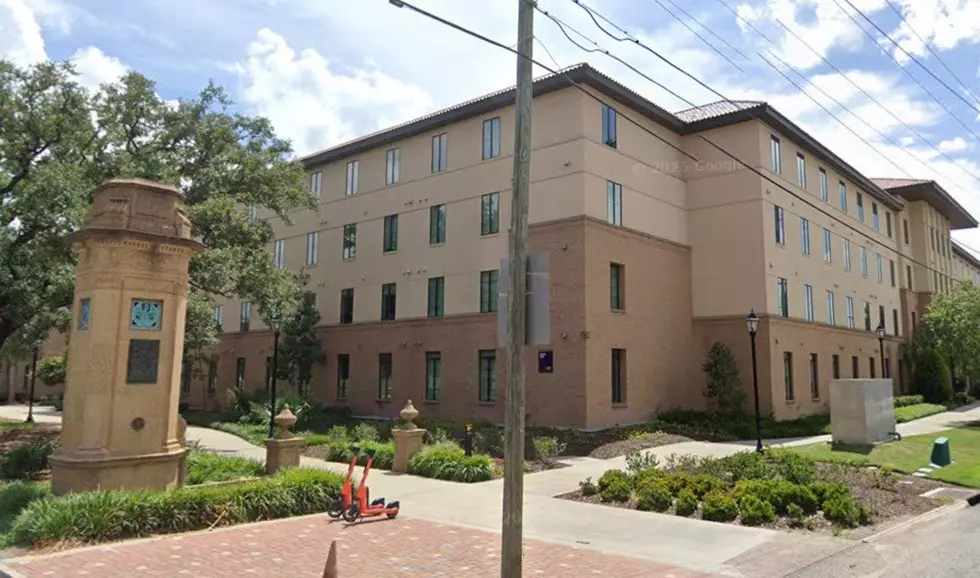 Stampede Outside of LSU Campus Caught on Camera