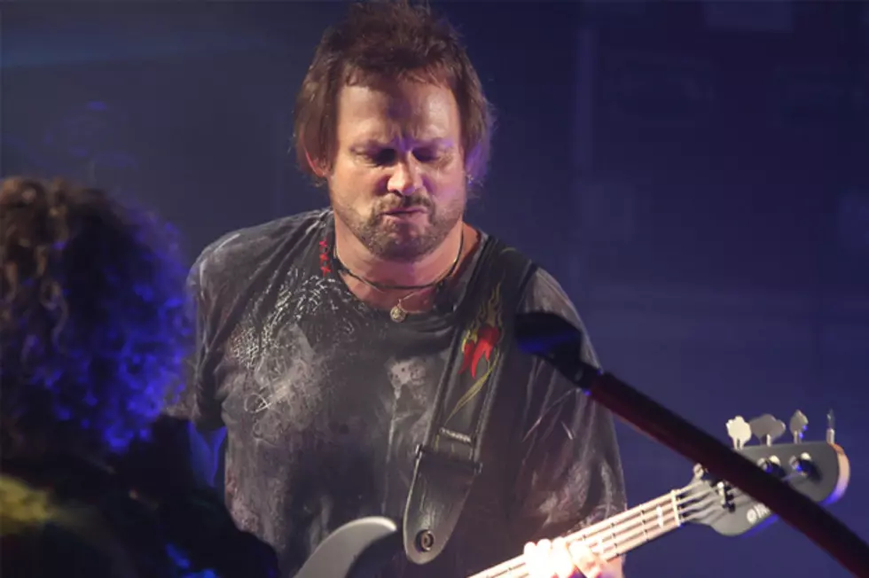 Exclusive Interview: Michael Anthony on Disharmony in Van Halen, and Fun with Chickenfoot