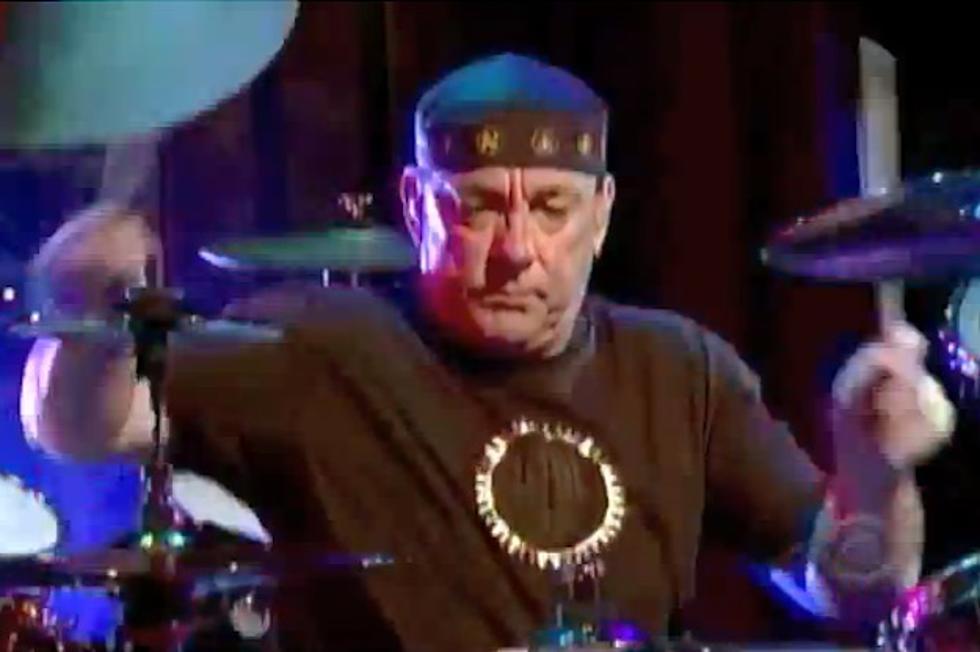 Rush’s Neil Peart Wows Audience With Drum Solo on ‘Letterman’