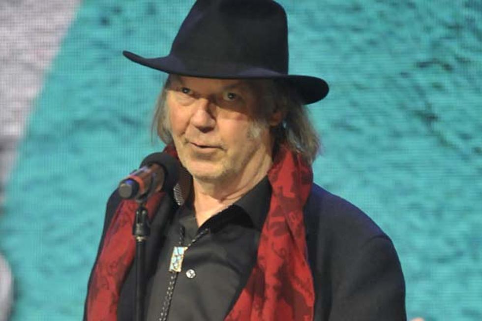 Neil Young, &#8216;Amber Jean&#8217; &#8211; Video Review