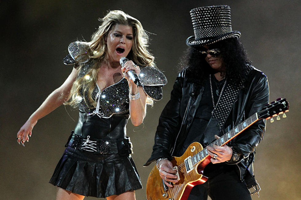 Slash Joined Onstage by Fergie at Oxegen Fest