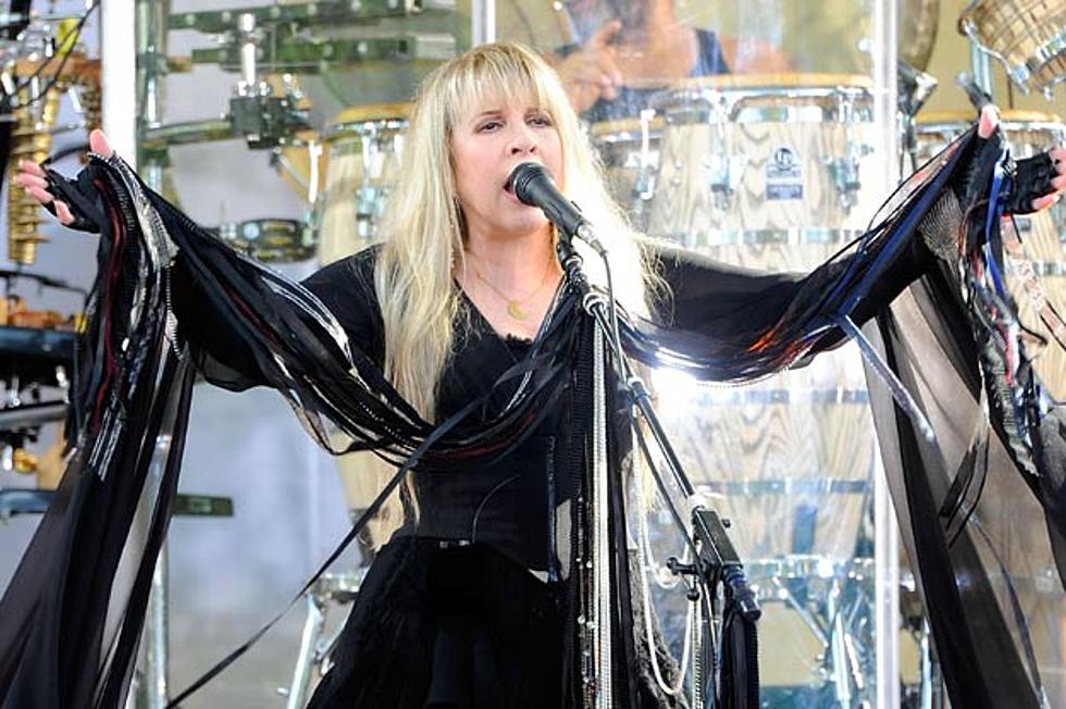 Stevie Nicks Performs and Discusses Fleetwood Mac Reunion on &#8216;Good Morning America&#8217;