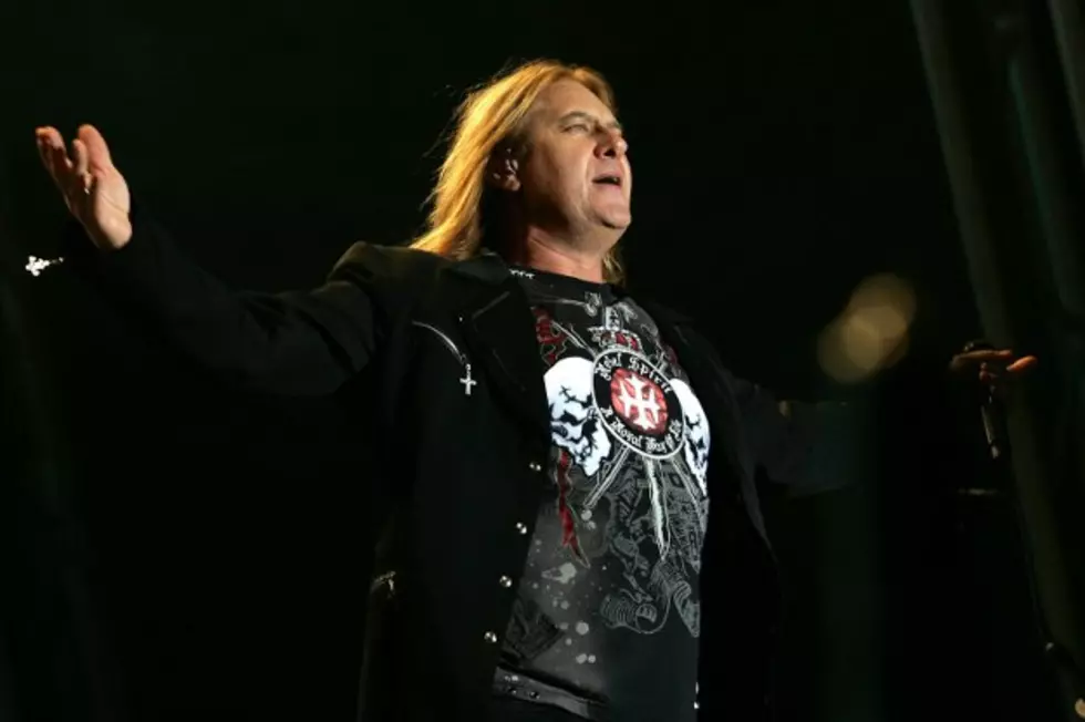 Def Leppard&#8217;s Joe Elliott Says His Late Father Made &#8216;Considerable Contributions&#8217; To The Band