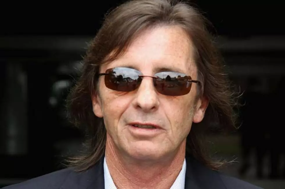 AC/DC Drummer Phil Rudd to Open Phil&#8217;s Place Restaurant