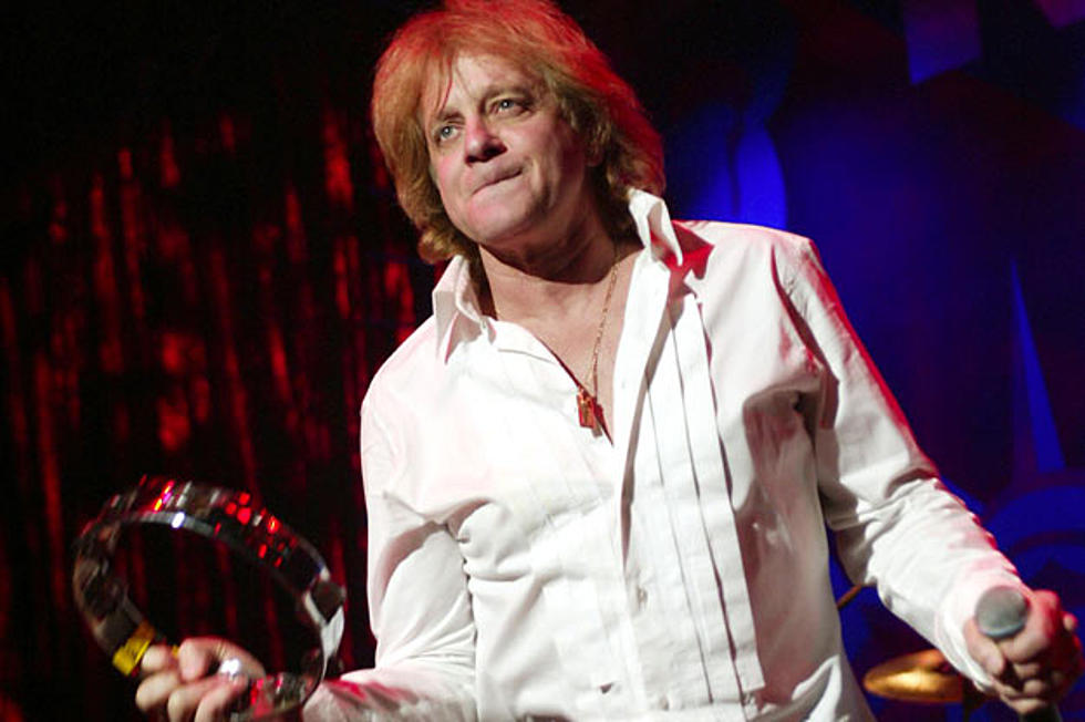 Eddie Money Announces &#8216;Jingle Bell Rock&#8217; Tour With Lou Gramm and Mickey Thomas