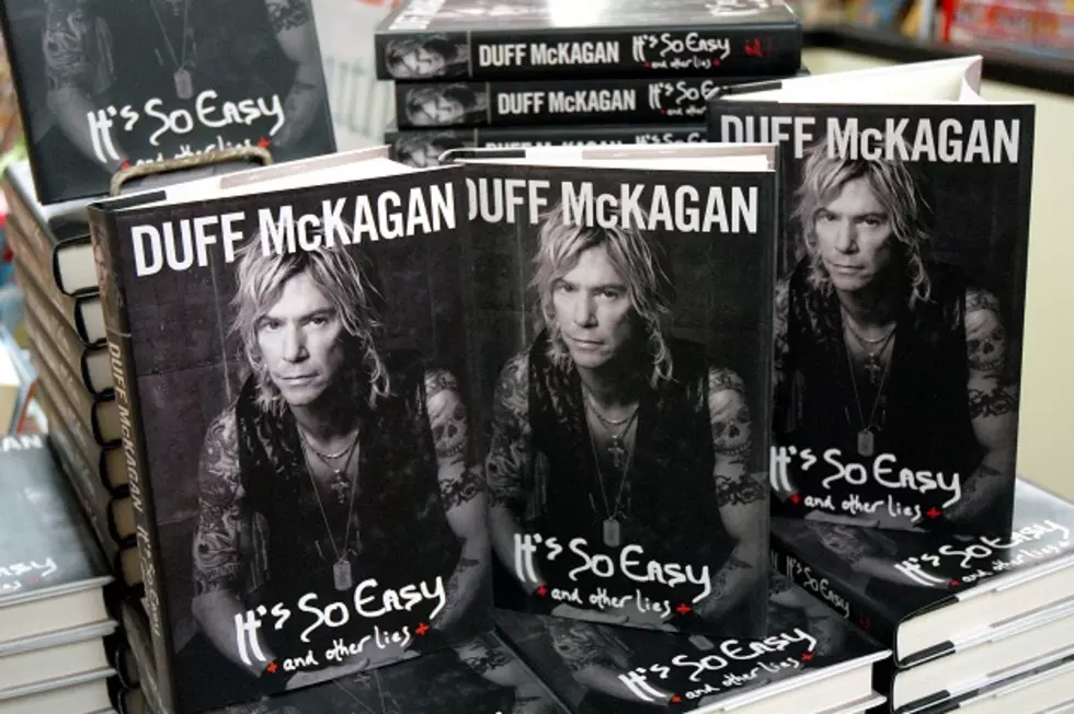 Duff McKagan Heckled About Kurt Cobain At Seattle Book Signing