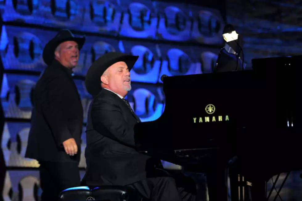 Billy Joel Messes Up [VIDEO]