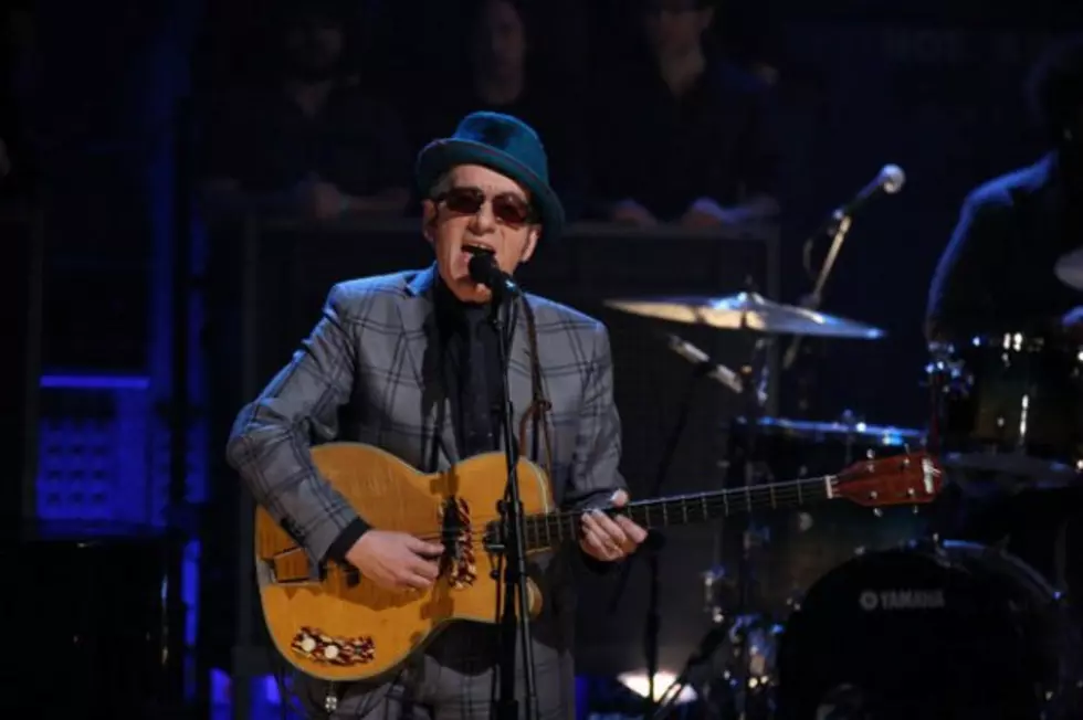 Elvis Costello Sings Two Bruce Springsteen Songs On ‘Late Night With Jimmy Fallon’