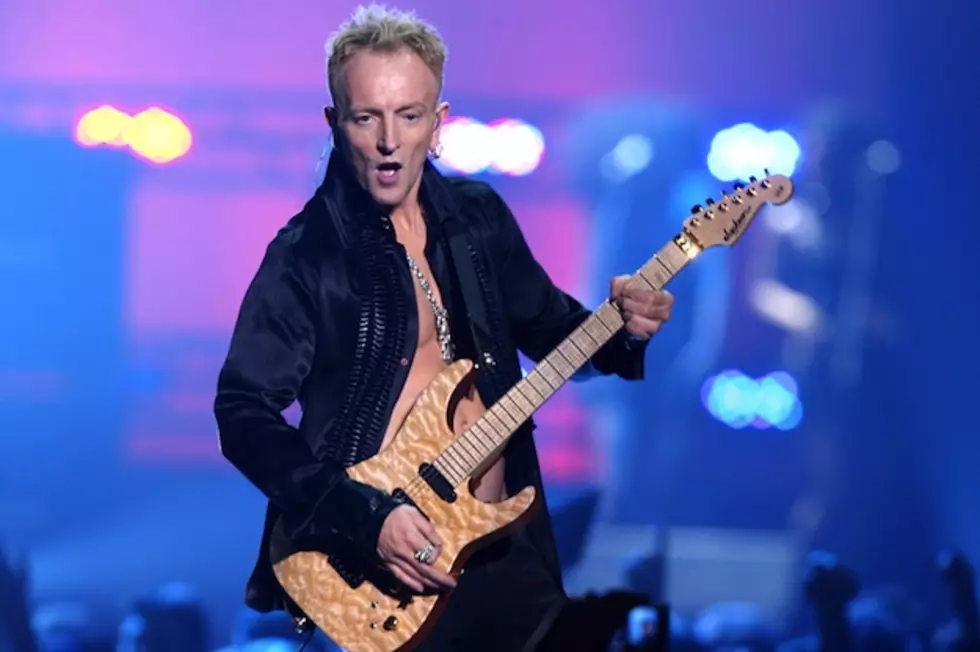 Def Leppard&#8217;s Phil Collen Discusses Manraze, Performs Two Acoustic Songs