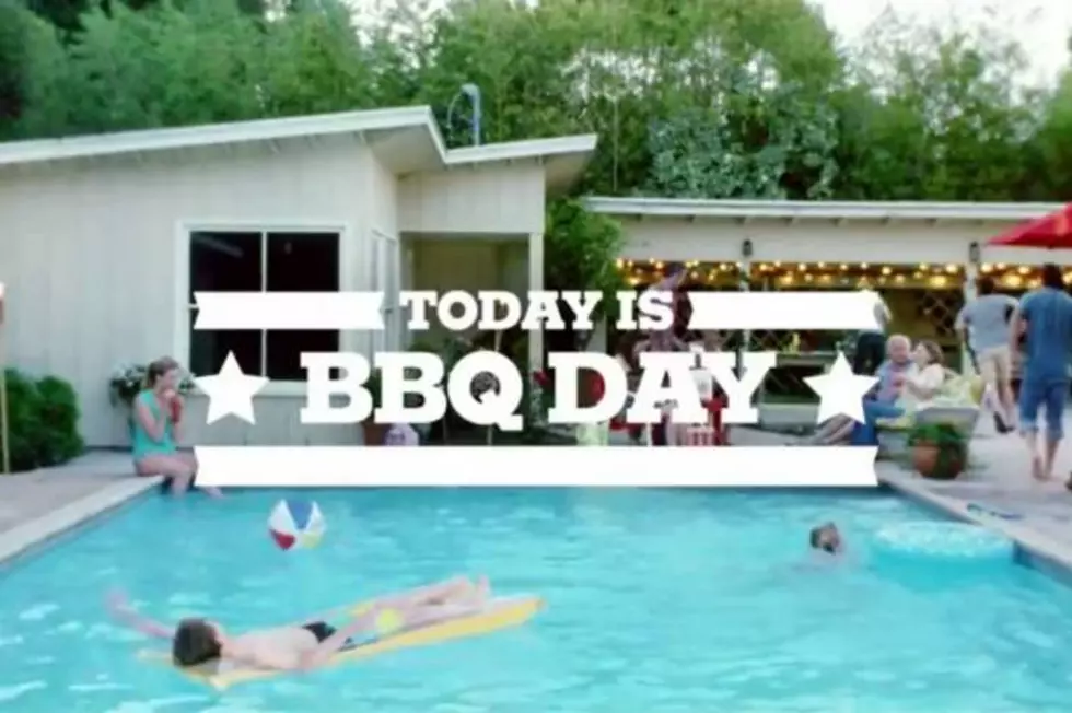 2012 Burger King BBQ Day Commercial – What’s the Song?