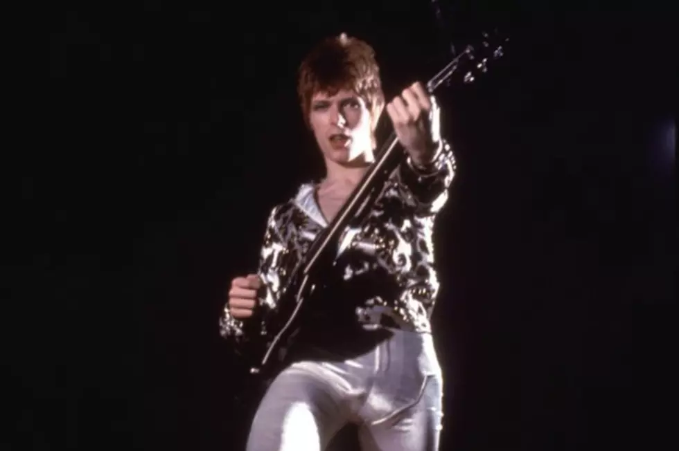 David Bowie ‘Ziggy Stardust’ Deluxe Vinyl/DVD Giveaway