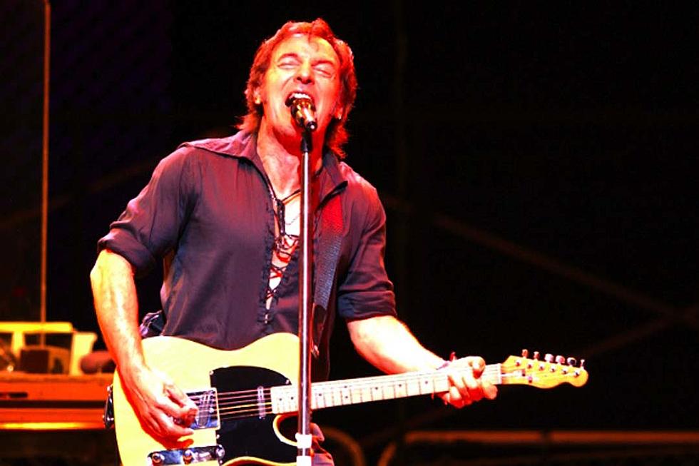 13 Years Ago: Bruce Springsteen Reunites the E Street Band for &#8216;The Rising&#8217;